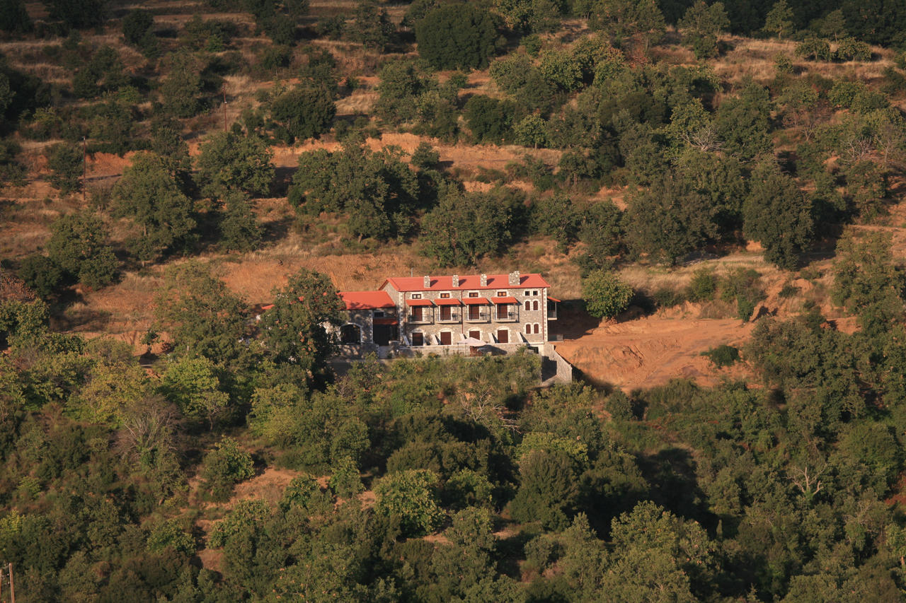 Hotel Arhontiko Parnona Karyes Zewnętrze zdjęcie