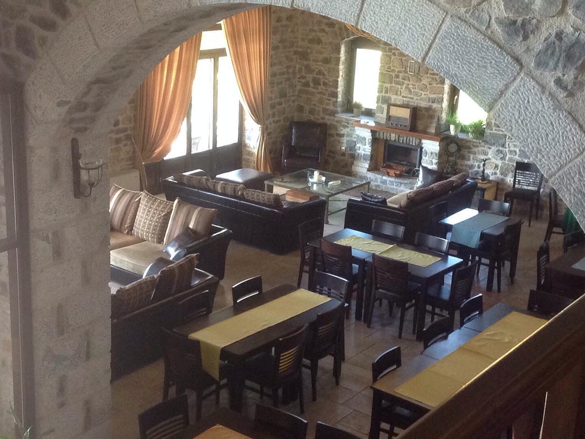 Hotel Arhontiko Parnona Karyes Zewnętrze zdjęcie